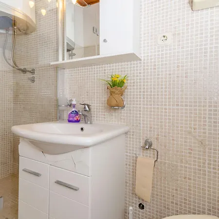 Village Appartement Vrisnik